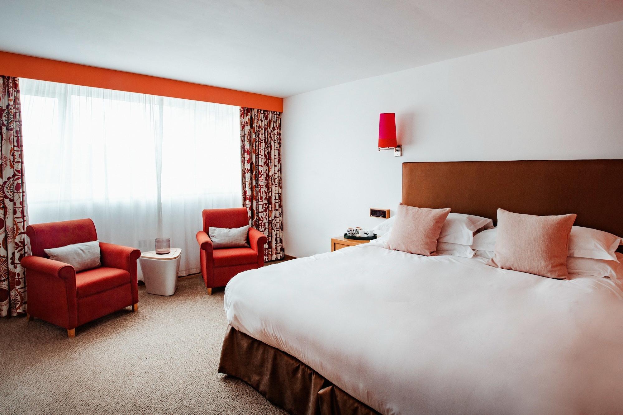 Bedruthan Hotel & Spa Newquay  Exterior photo